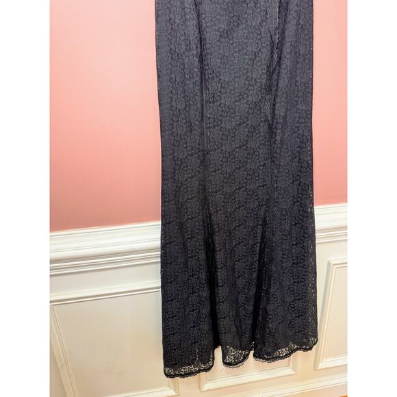 Majorelle Mari Elena Gown in Black Large - Picture 4 of 6